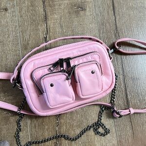 Nunoo Helena Puffy Sheep Pink mini bag